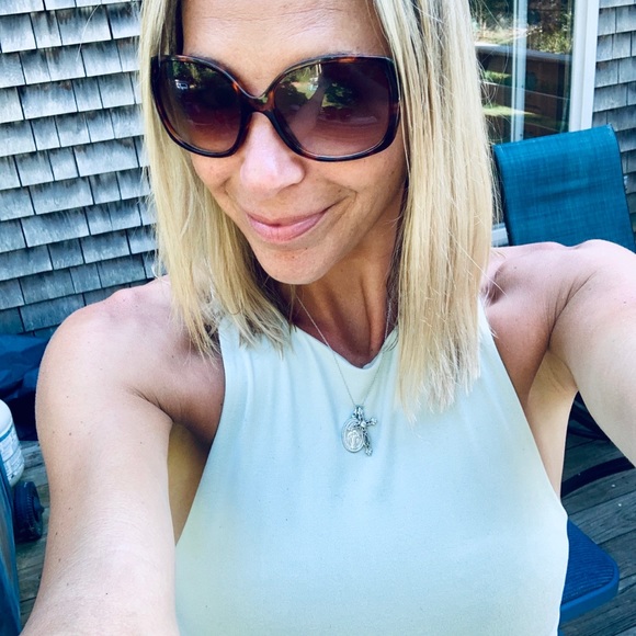 Meet your Posher, Danielle - Picture 9 of 12